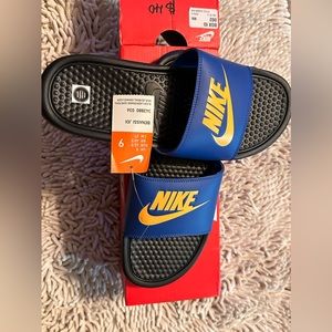 Nike slides